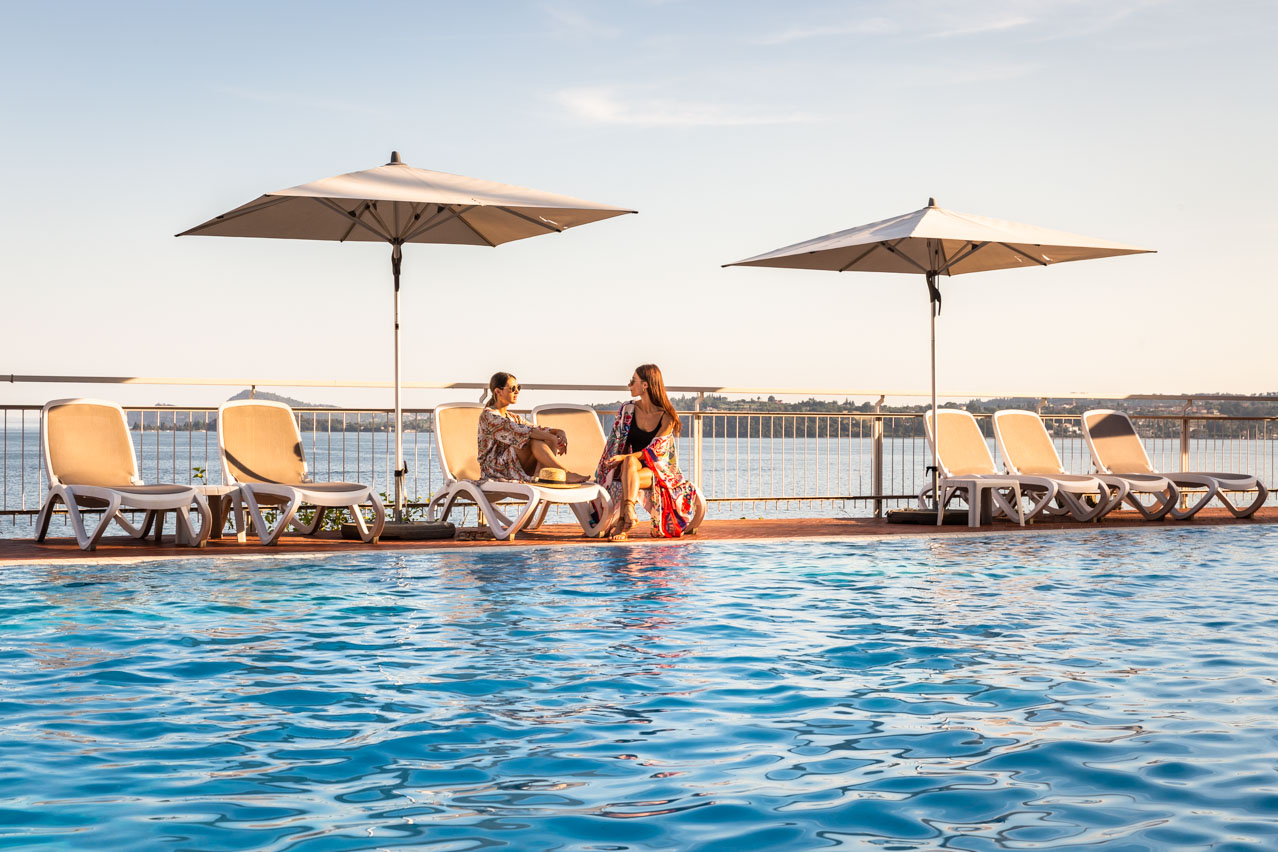 Hotel mit Panorama-Schwimmbad am Gardasee